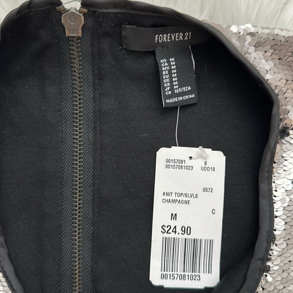 FOREVER 21 | Sequin Crop Top | Size M - Picture 8 of 9